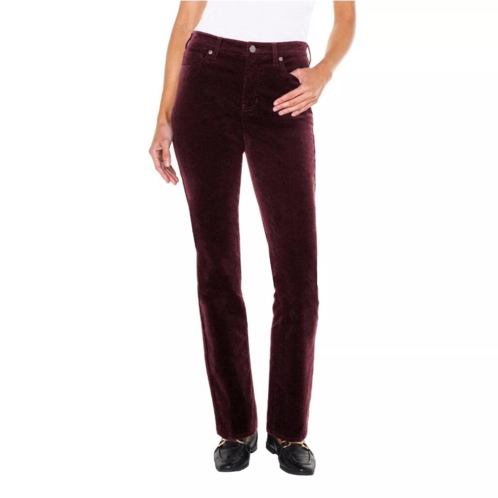 Well Worn Women's High Rise Corduroy Pant Red, Size 14/34, Inseam 31”, NWT